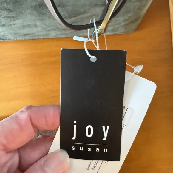 Joy Susan Vegan Leather Tote including Inner Organizer Pouch with 3 Pockets. - Picture 12 of 13